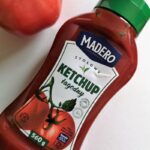 Ketchup łagodny 560g Madero z Biedronki