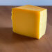 Czy mleko podczas produkcji sera żółtego traci laktozę?